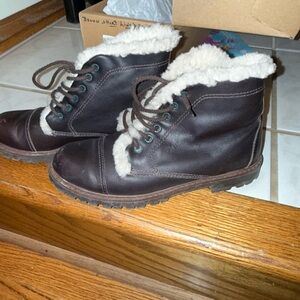 Eddie Bauer women leather boots